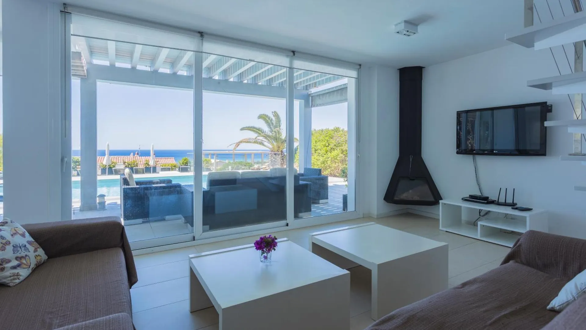 V196 Villa Brisa By Menorcarentals Villas Son Bou España